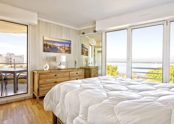 - T3 Avec Terrasse, Parking Et Wifi - Fr-1-433-131 * Arcachon